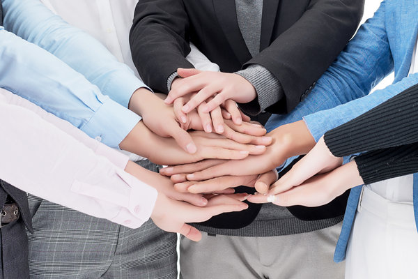 變革中的企業(yè)如何對(duì)待持不同態(tài)度的人？