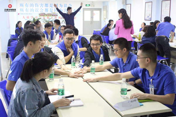 熱烈祝賀德永佳《企業(yè)內(nèi)訓(xùn)師培訓(xùn)TTT》研修課程成功舉辦！