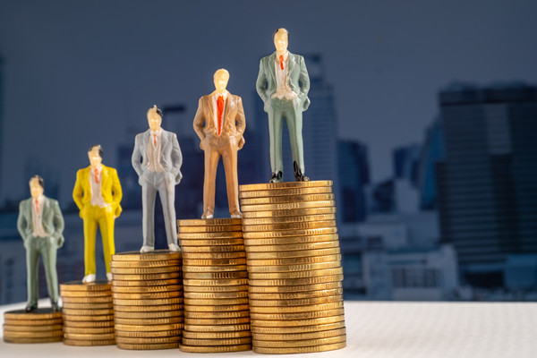 集團(tuán)財務(wù)整合優(yōu)化：降低成本，提高資金使用效率