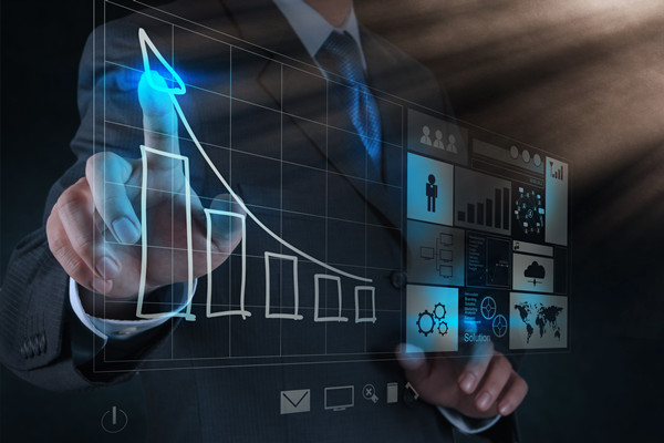 如何利用大數(shù)據(jù)驅(qū)動(dòng)企業(yè)戰(zhàn)略決策？