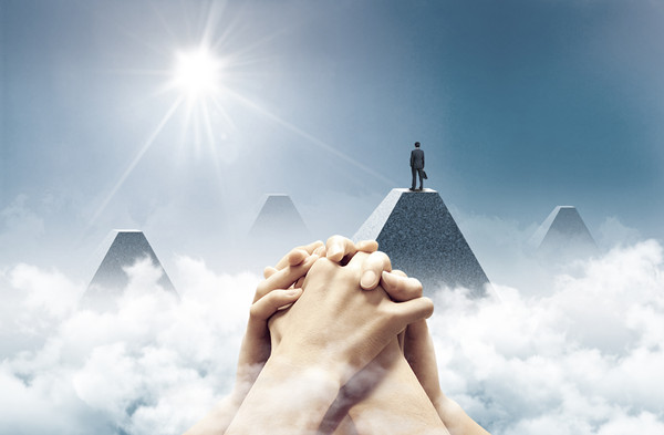 年度轉(zhuǎn)型升級計劃：轉(zhuǎn)型升級，提質(zhì)增效