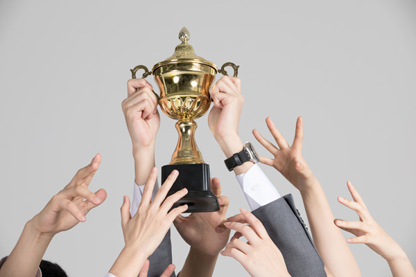 培育積極向上的組織文化，增強(qiáng)員工的凝聚力和向心力