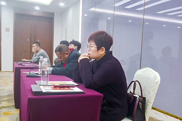 無(wú)錫市社區(qū)商會(huì)——勤新商會(huì)攜手正睿咨詢(xún)集團(tuán)為企業(yè)家賦能充電！