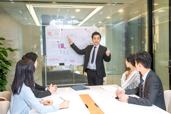 戰(zhàn)略評估：全面評估，提升企業(yè)運營效益