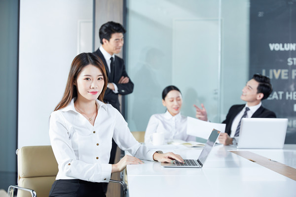 年度經(jīng)營計劃：聚焦核心業(yè)務(wù)，提升核心競爭力