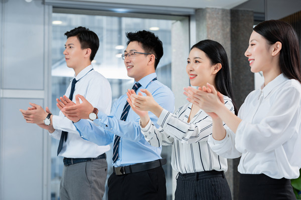 目標(biāo)設(shè)定與追蹤：明確目標(biāo)，確?？冃н_成