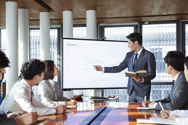 數(shù)據(jù)驅(qū)動的績效管理：用數(shù)據(jù)說話，科學(xué)決策