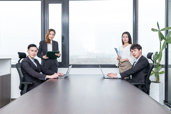 創(chuàng)新驅(qū)動(dòng)的績效管理：鼓勵(lì)創(chuàng)新，推動(dòng)業(yè)務(wù)發(fā)展