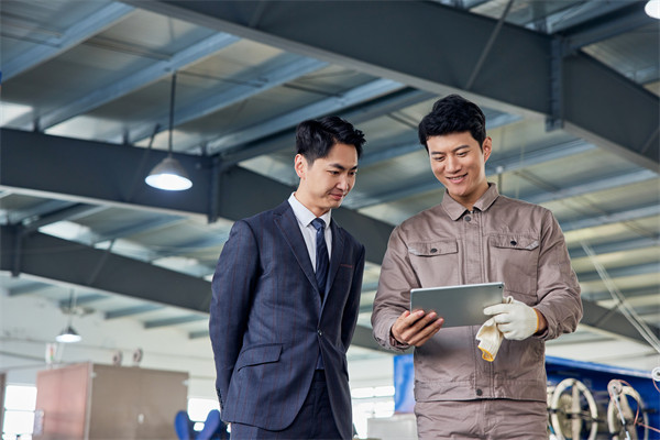 制造業(yè)管理新策略，引領(lǐng)企業(yè)高效運(yùn)營，提升競爭力