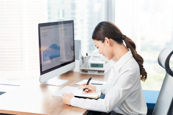 薪酬與員工發(fā)展：促進員工成長，提高工作動力