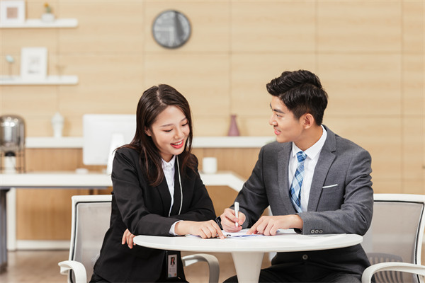 人力資源規(guī)劃：預(yù)測(cè)需求，制定合理的人才戰(zhàn)略