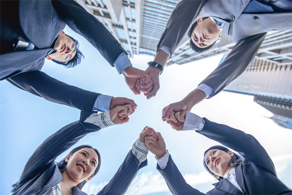 深化集團(tuán)協(xié)同合作，提升管控效能，開創(chuàng)發(fā)展新篇章