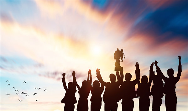 培養(yǎng)跨界思維，打造復(fù)合型的組織人才隊(duì)伍