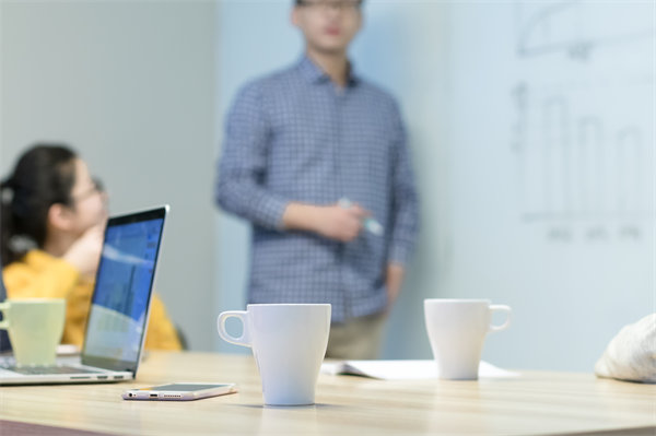 深化人力資源培訓(xùn)，打造高素質(zhì)專業(yè)化人才團(tuán)隊(duì)