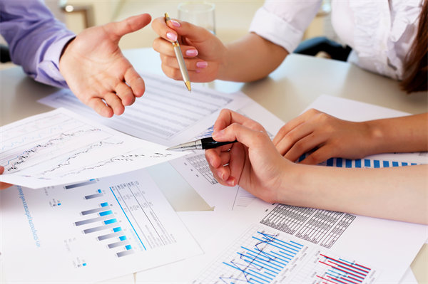 聚焦核心業(yè)務(wù)，優(yōu)化經(jīng)營計(jì)劃，推動(dòng)企業(yè)高質(zhì)量發(fā)展