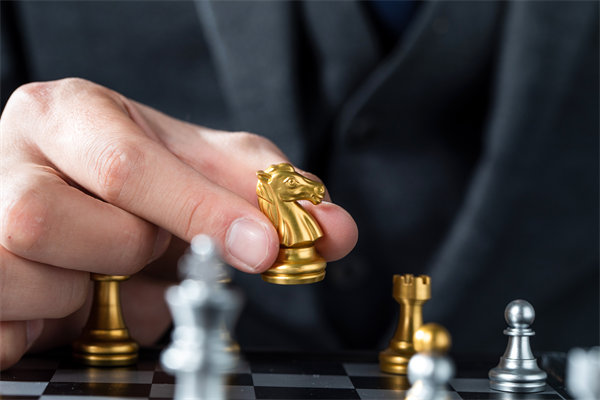 集團戰(zhàn)略規(guī)劃和年度經(jīng)營計劃不匹配怎么辦？