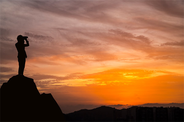 市場變化下，組織規(guī)劃如何快速響應與調整來適應？