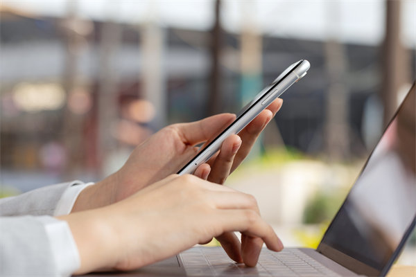 遠(yuǎn)程辦公時代下，如何優(yōu)化人力資源管理策略？