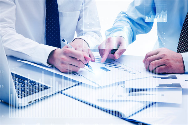 大數(shù)據(jù)驅動，集團如何優(yōu)化資源配置與決策？