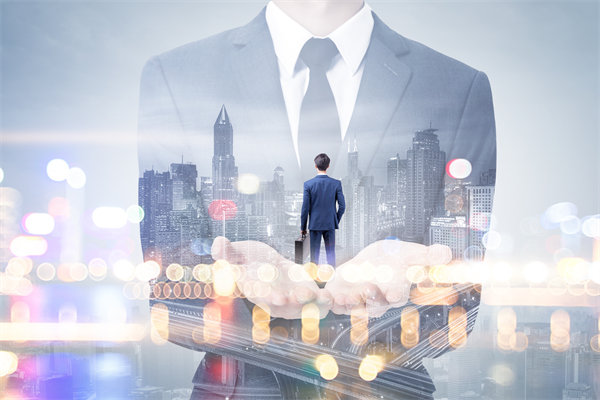 集團(tuán)管控如何平衡創(chuàng)新與穩(wěn)定，推動(dòng)可持續(xù)發(fā)展？