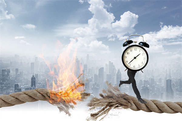 風(fēng)險預(yù)警新挑戰(zhàn)：集團(tuán)如何構(gòu)建全面應(yīng)對體系？