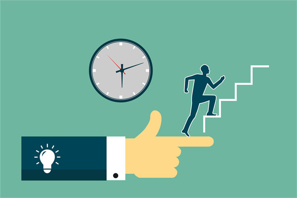 如何制定適應(yīng)快速變化市場的長期戰(zhàn)略規(guī)劃？