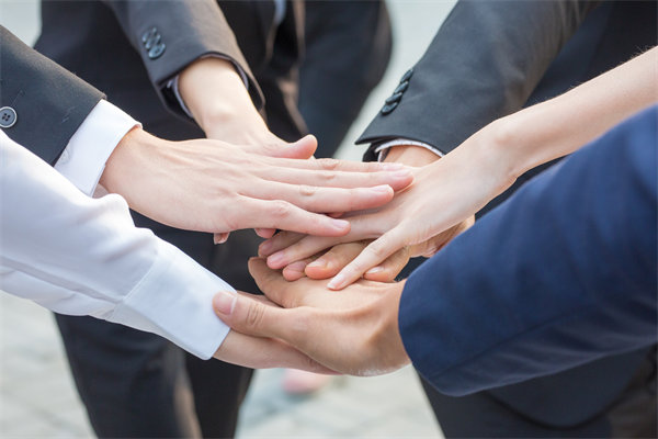 如何平衡員工工作與生活的界限，增強(qiáng)工作滿意度？