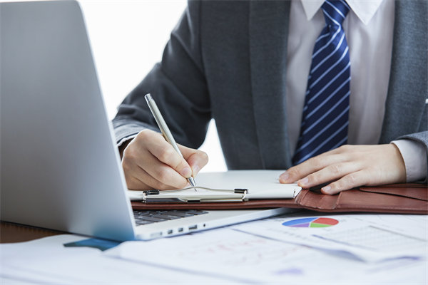 員工薪酬晉升體系如何建立，確保公平公正？