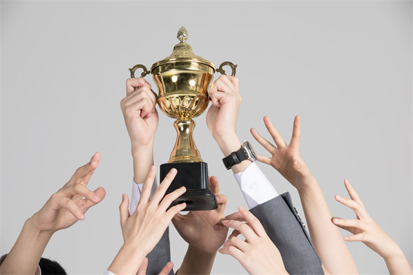 績(jī)效結(jié)果如何公正分配激勵(lì)資源，激發(fā)員工積極性？