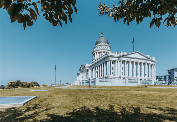 特朗普宣布勝選！國(guó)內(nèi)制造業(yè)何去何從？