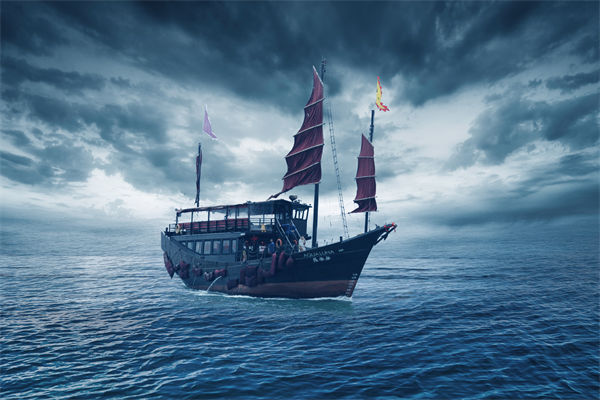 在全球化競爭中，企業(yè)如何制定有效的戰(zhàn)略管理策略？