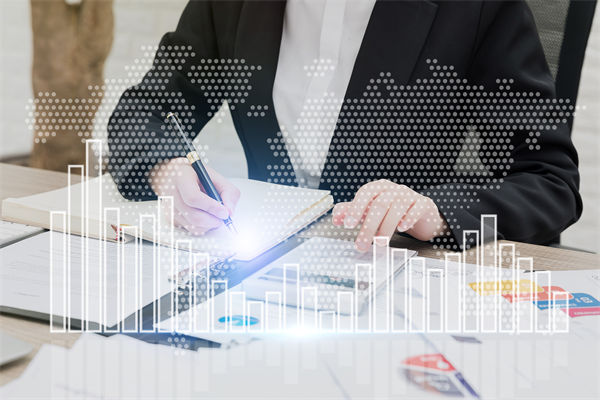 在數(shù)字化轉(zhuǎn)型背景下，績效管理體系如何創(chuàng)新與升級？