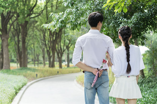 廣東一公司發(fā)錢(qián)鼓勵(lì)員工談戀愛(ài)，品牌營(yíng)銷怎么看？