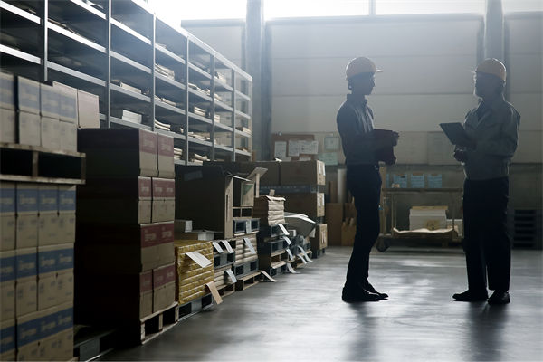 如何通過供應(yīng)鏈咨詢優(yōu)化企業(yè)的庫存管理策略？