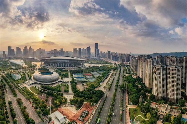 南昌集團管控咨詢公司如何強化集團集權(quán)與分權(quán)平衡？