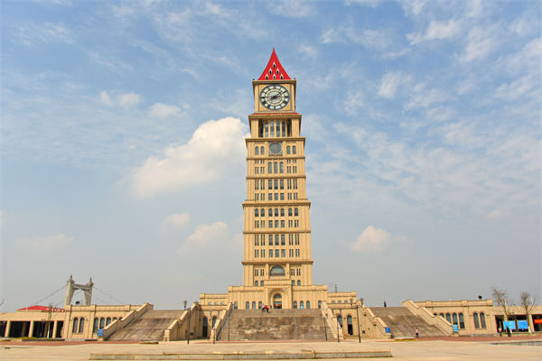 贛州戰(zhàn)略咨詢公司如何幫助企業(yè)制定長遠(yuǎn)發(fā)展規(guī)劃？