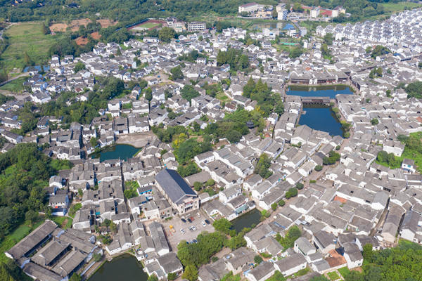 金華戰(zhàn)略咨詢(xún)公司如何助力企業(yè)破解市場(chǎng)迷局？