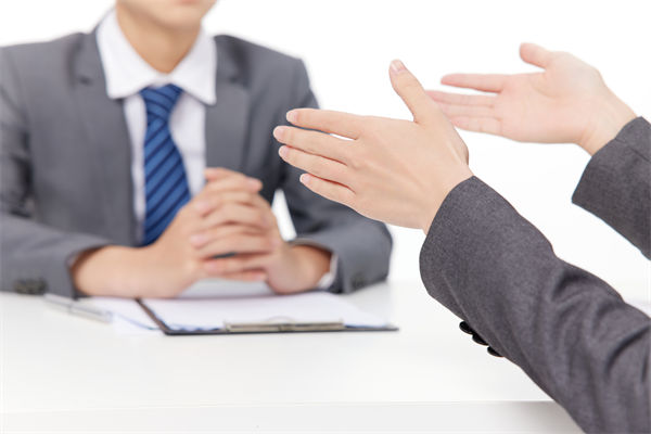 揭秘！看看企業(yè)高級HR是如何玩轉(zhuǎn)人才爭奪大戰(zhàn)的？