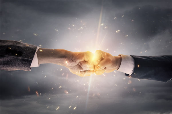 競爭對手策略多變，企業(yè)戰(zhàn)略管理如何調整以應對挑戰(zhàn)？