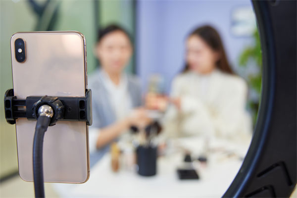 超200名國家一級演員開始做直播，精益生產(chǎn)怎么看？