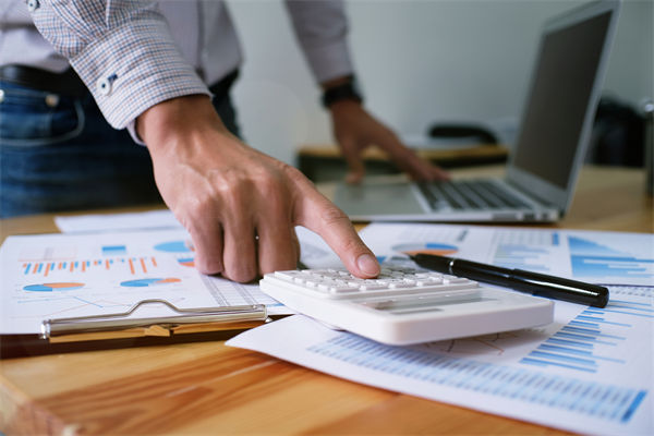 薪酬與績(jī)效如何掛鉤，專業(yè)咨詢?nèi)绾沃珳?zhǔn)設(shè)計(jì)？