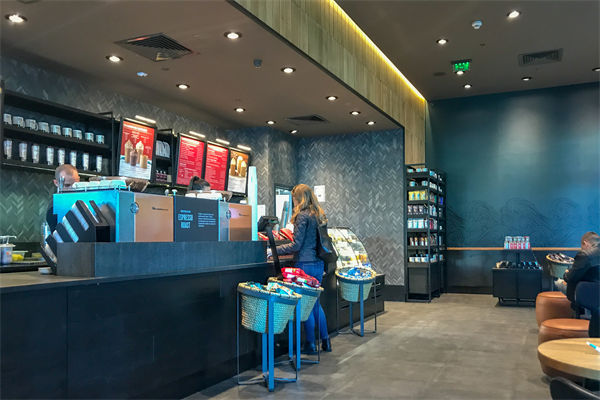 福利政策在薪酬體系中的作用及其優(yōu)化策略是什么？