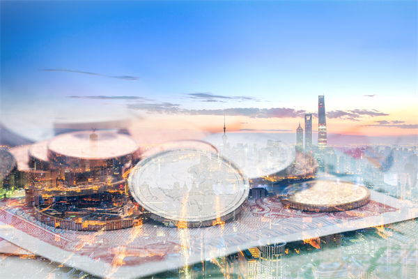 行業(yè)變革洶涌，戰(zhàn)略咨詢?cè)鯓訋推髽I(yè)提前布局贏得未來(lái)？