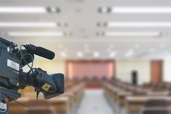 打破常規(guī)！小眾品牌如何靠創(chuàng)意營銷實現(xiàn)彎道超車？