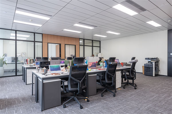 5月10日起結(jié)婚離婚不需要戶口本，人力資源怎么看？