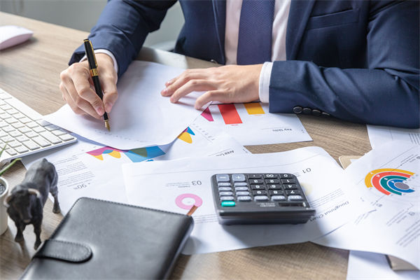 薪酬調(diào)整沒方向，怎樣通過管理讓薪酬動(dòng)態(tài)適配發(fā)展？