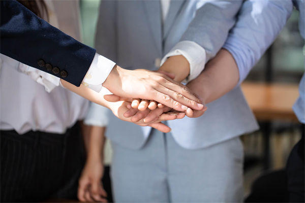 新老員工文化沖突不斷，企業(yè)文化怎樣實(shí)現(xiàn)融合傳承？