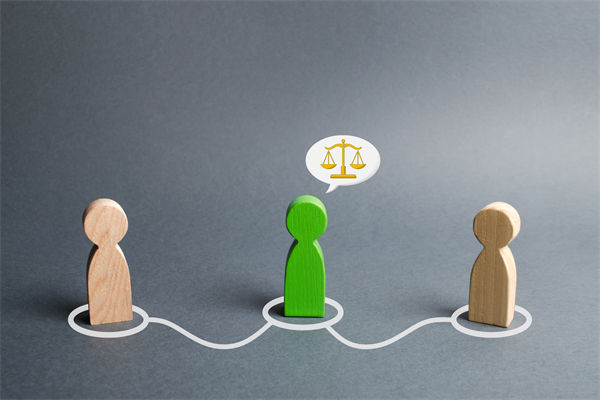 榮耀CEO承認(rèn)銷量非常困難，眾多企業(yè)的品牌戰(zhàn)略啟示