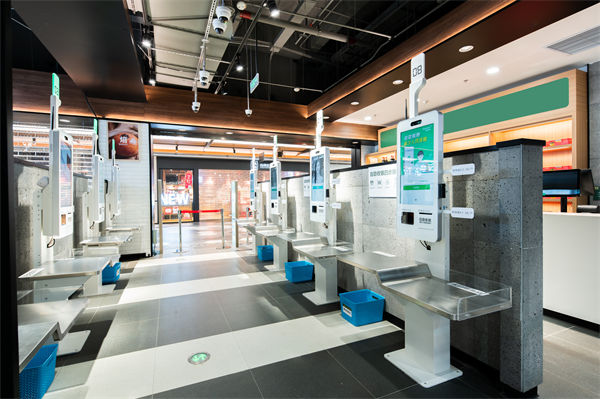 傳統(tǒng)業(yè)務(wù)持續(xù)萎縮，如何用數(shù)字化撕開增長第二曲線？