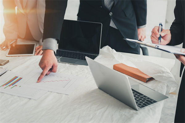 戰(zhàn)略規(guī)劃年年重做卻無效，到底缺了哪環(huán)落地邏輯？